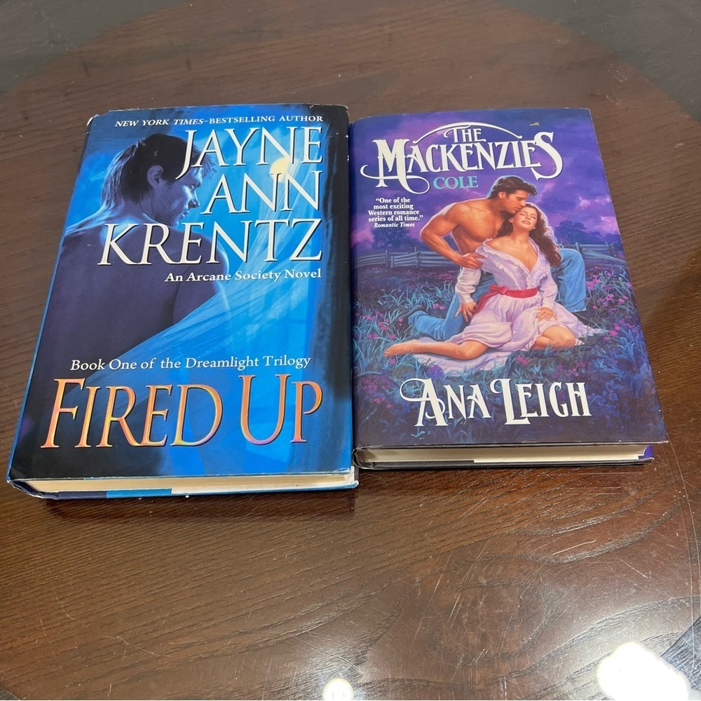 JAYNE ANN KRENTZ & ANNA LEIGH. 2 Hardbound Romance Novel Books